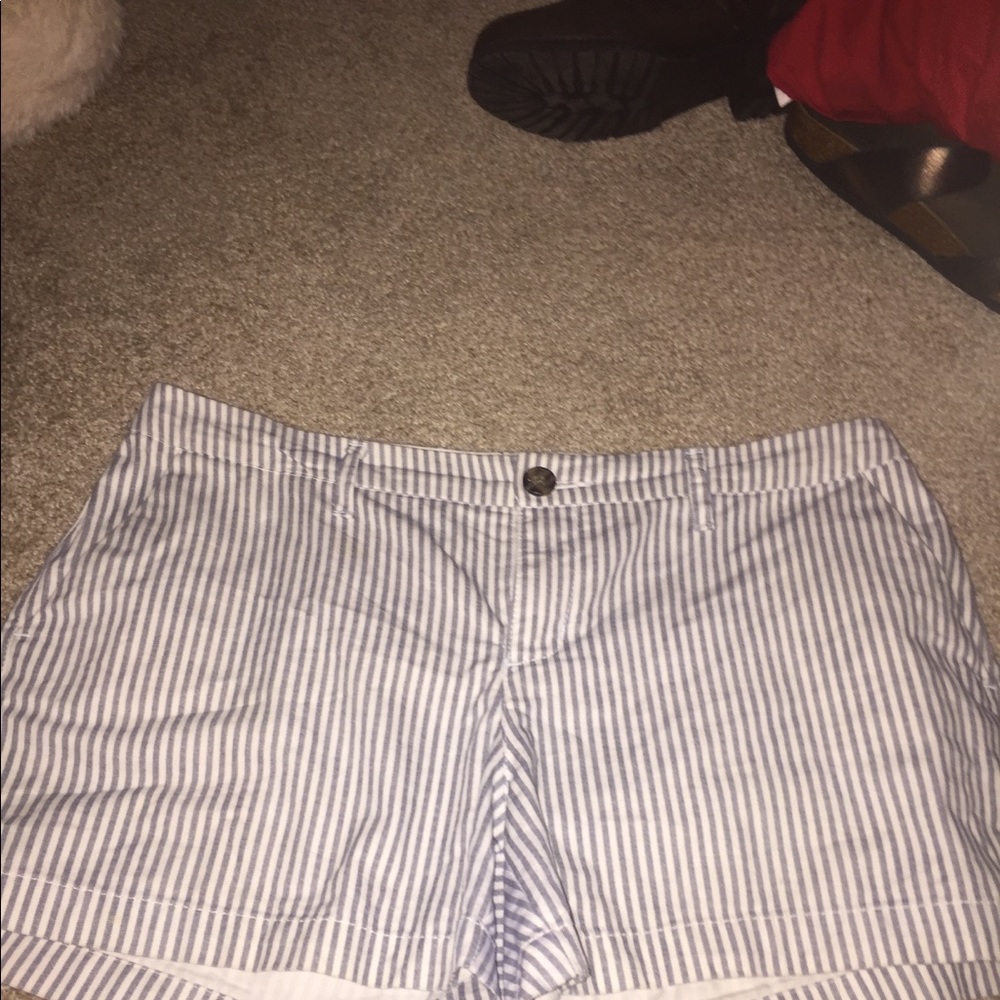 striped shorts
